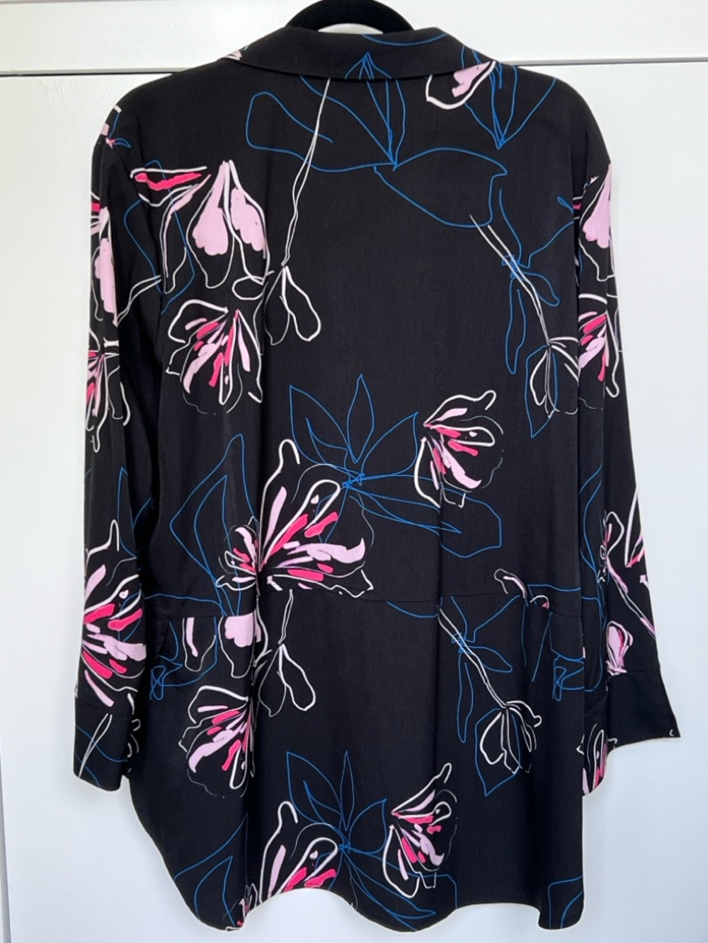 PAIGE Black Floral Button-Front Blouse with Pink & Blue Accents - Picture 4 of 5